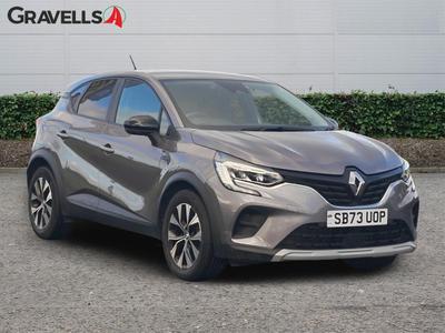Used 2023 Renault CAPTUR 1.6 E-TECH evolution SUV 5dr Petrol Hybrid Auto Euro 6 (s/s) (145 ps) Grey at Gravells