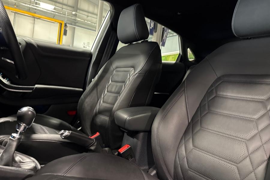Ford PUMA Photo autoimg-edb7e108b60fc7e9f5bb5b400b26a7000f704f0f.jpg