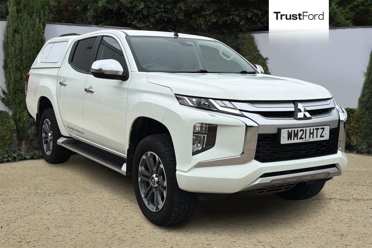 Mitsubishi L200 Photo 0