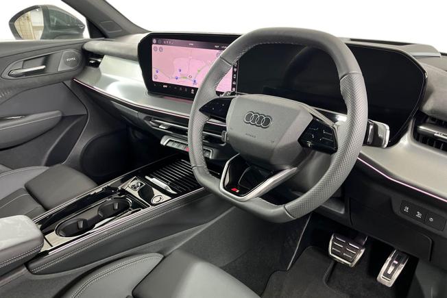 AUDI Q3 Photo 6