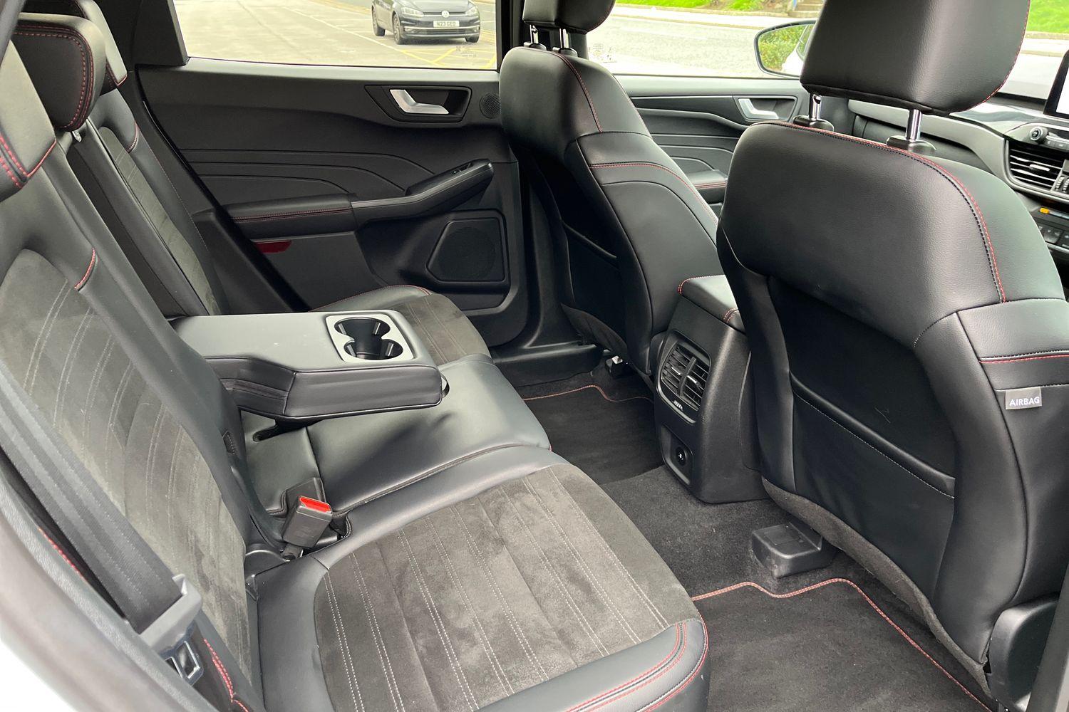 Ford Kuga Photo 35