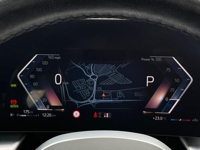 BMW 2 Series Active Tourer Photo 15