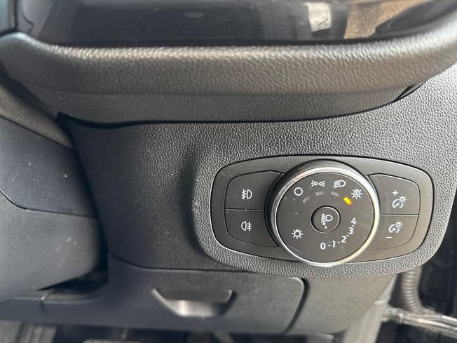 FORD Fiesta Photo 26