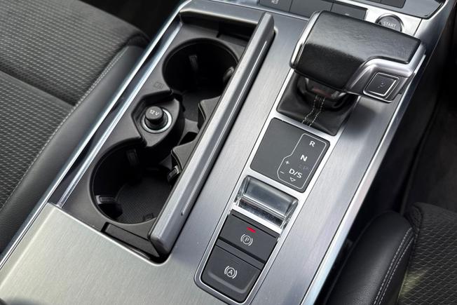 AUDI A6 Saloon Photo 58