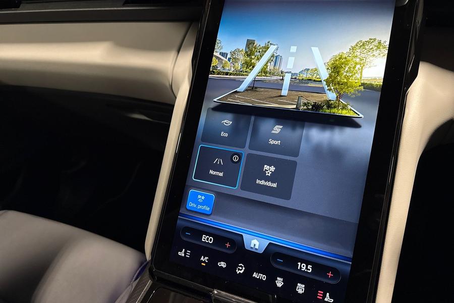 Ford Explorer Photo autoimg-edc5f2f946d4842d6ebd0916a70542d4dcf2bd2b.jpg