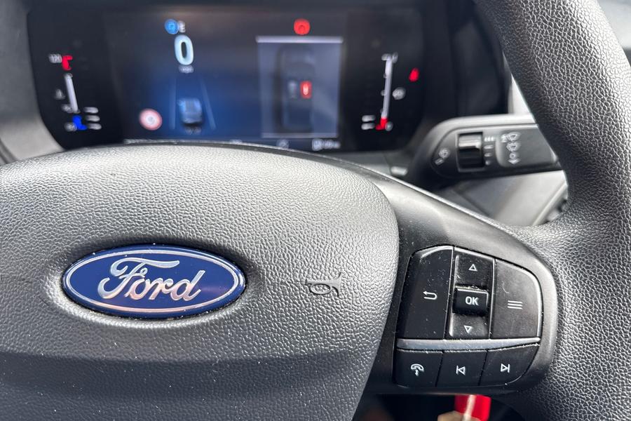 Ford TRANSIT COURIER Photo autoimg-edc79e583c2432f80886c2ef4336582d7d0f6f83.jpg