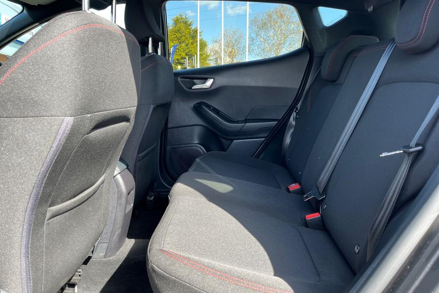 Ford FIESTA Photo autoimg-edc815afe405e9f1f09027b90a6b6f001977b271.jpg