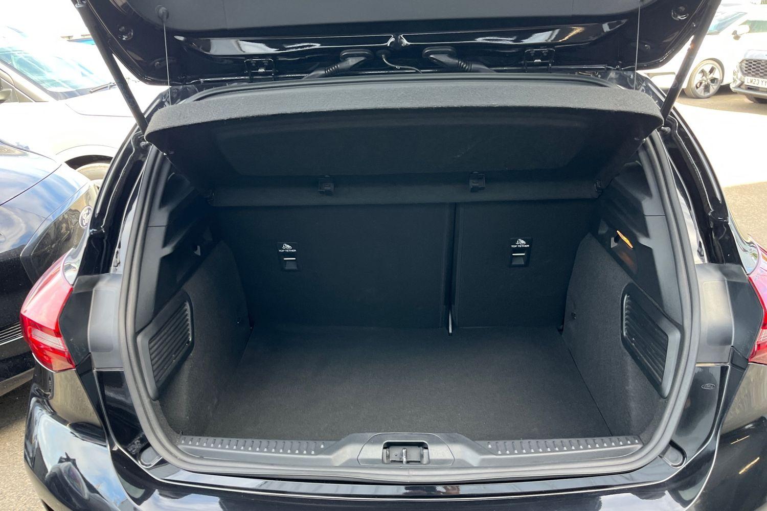 Ford Focus Photo 20