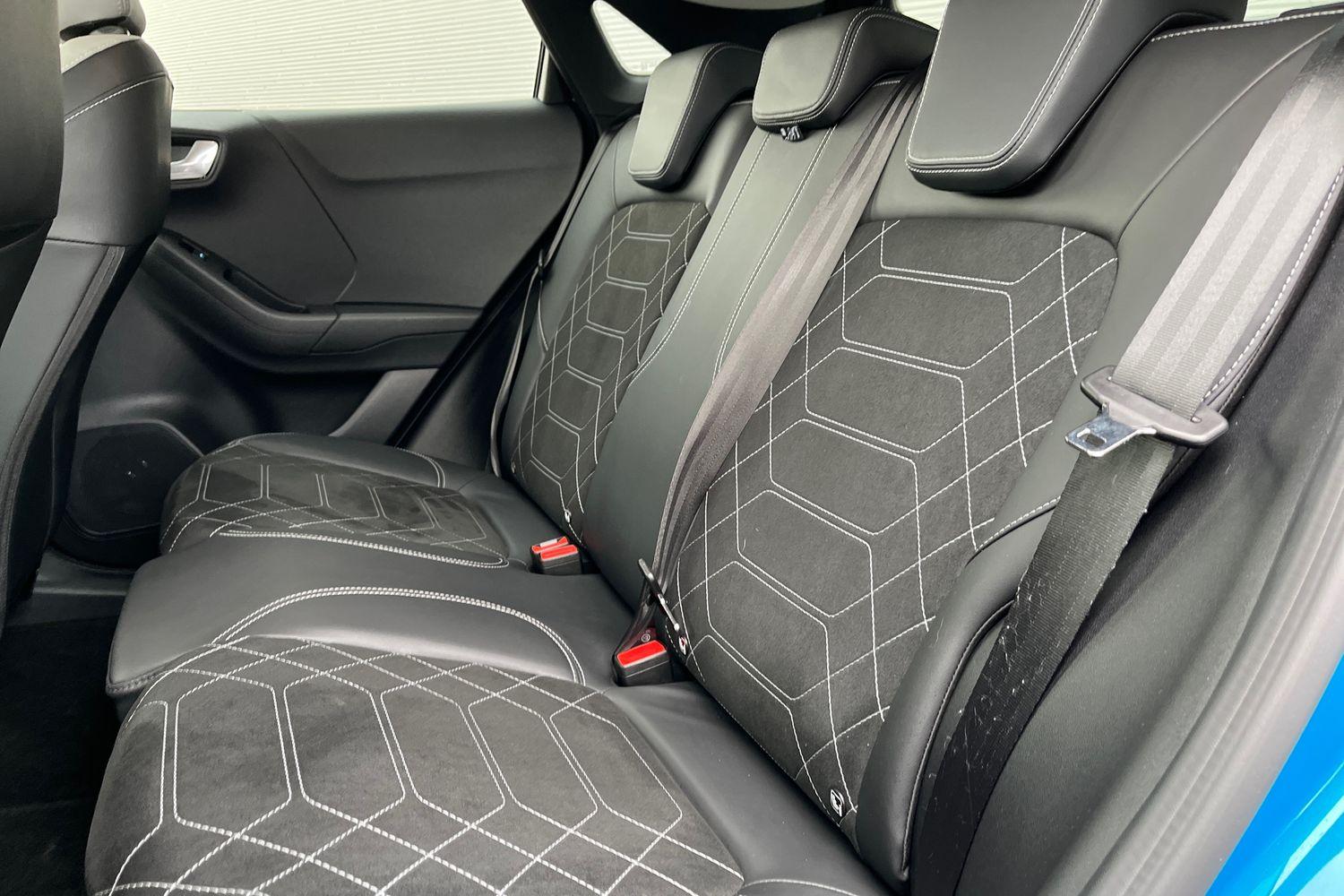 FORD PUMA Photo 19