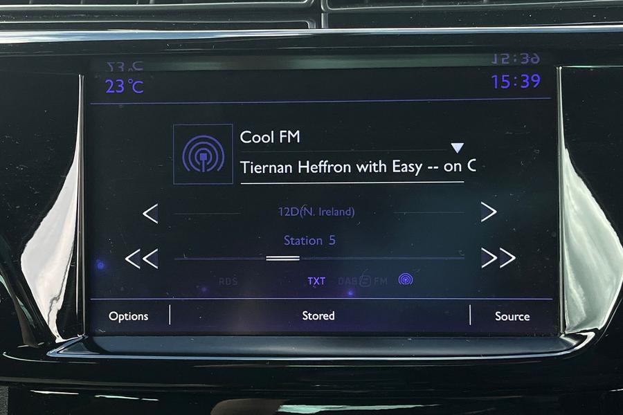 DS Automobiles DS 3 Photo autoimg-edccbd57f66ac74625d398af45e8379f8d8c49f2.jpg