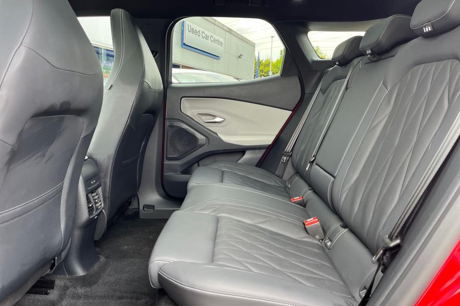 Ford EXPLORER Photo autoimg-edcf3560c7cc5a1e64f6b7a3144bc21e6d358e1d.jpg