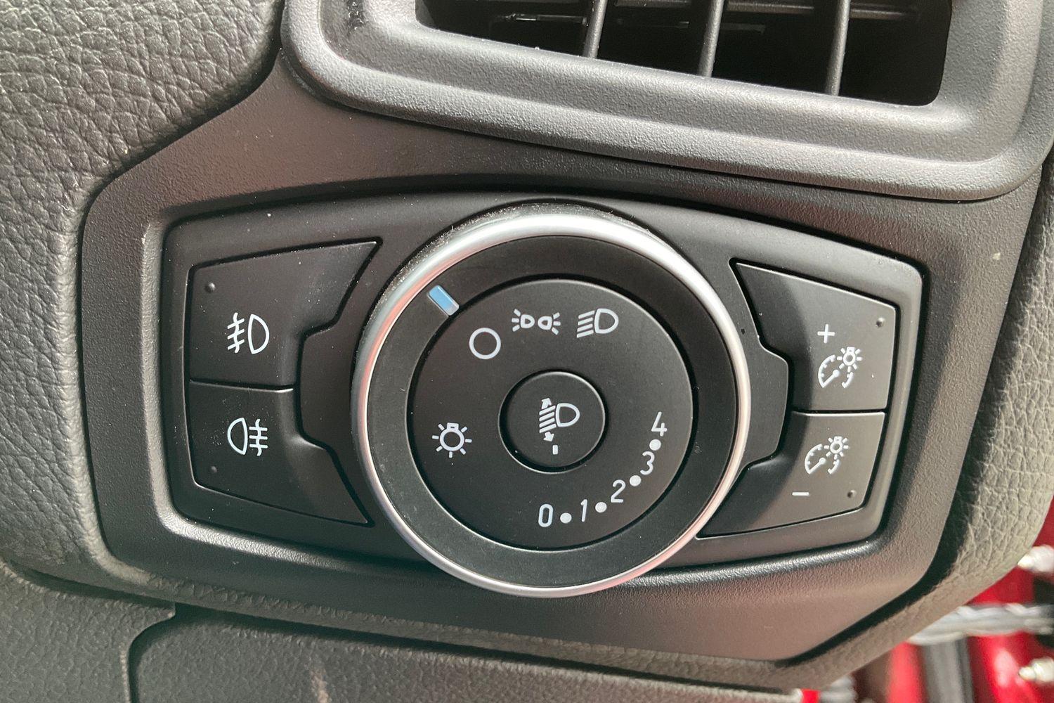 Ford Focus Photo 30