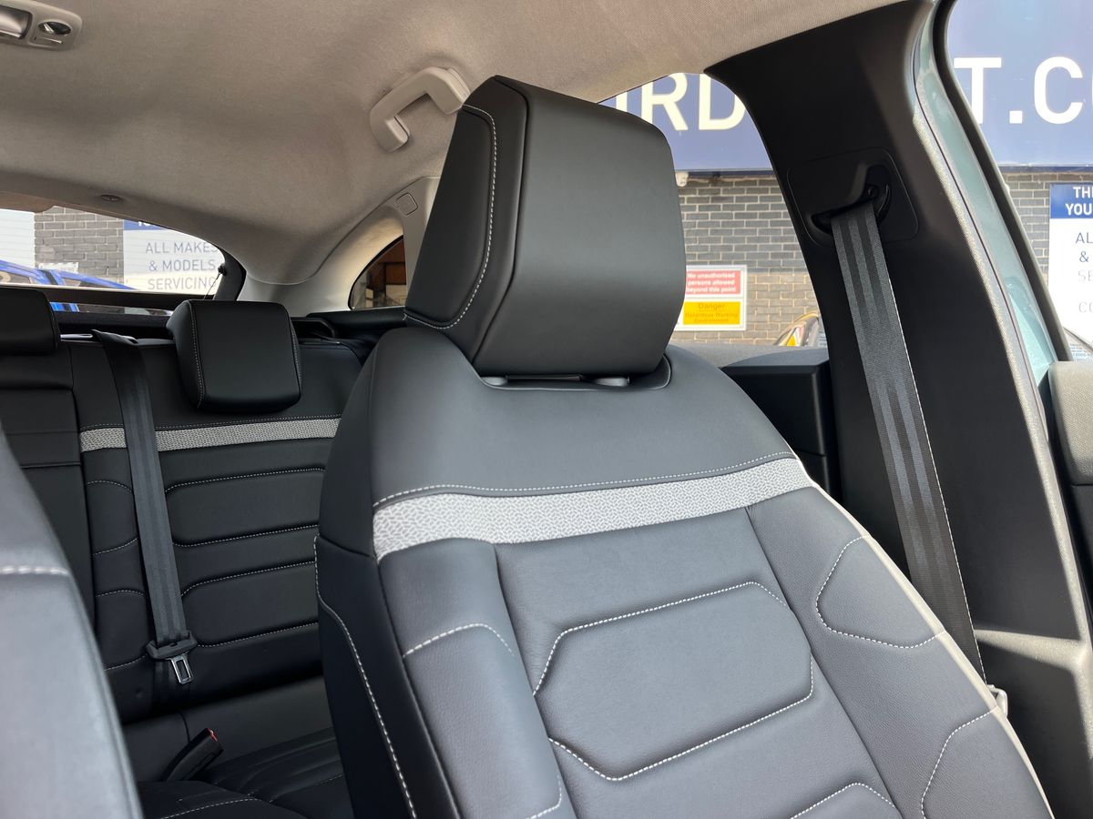 Citroen e-C4 Photo 38