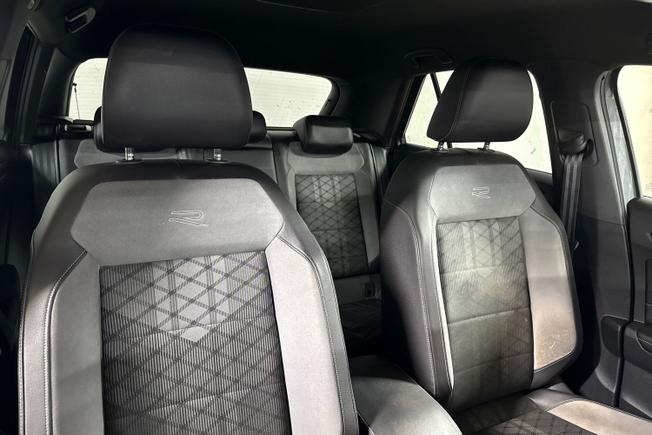 VOLKSWAGEN T-Roc Photo 27