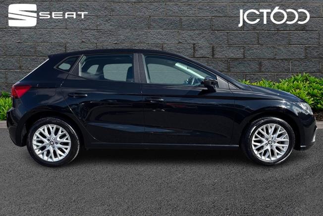 SEAT Ibiza Photo 4