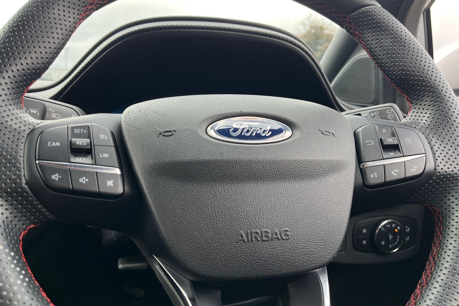 Ford PUMA Photo 35