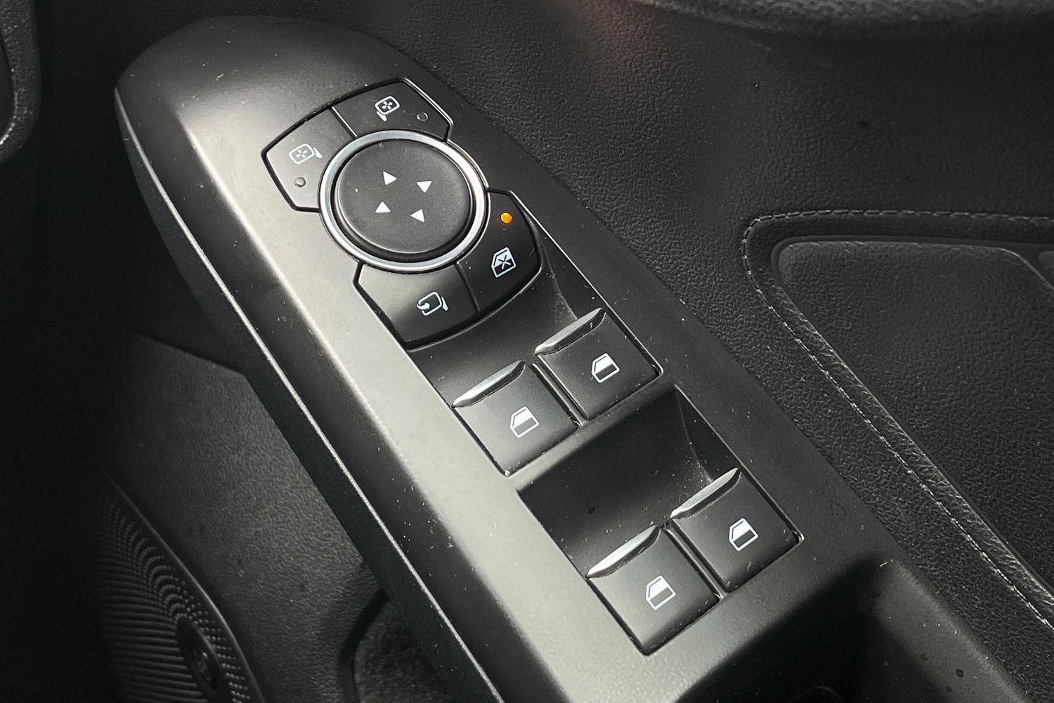 Ford Focus Photo 15