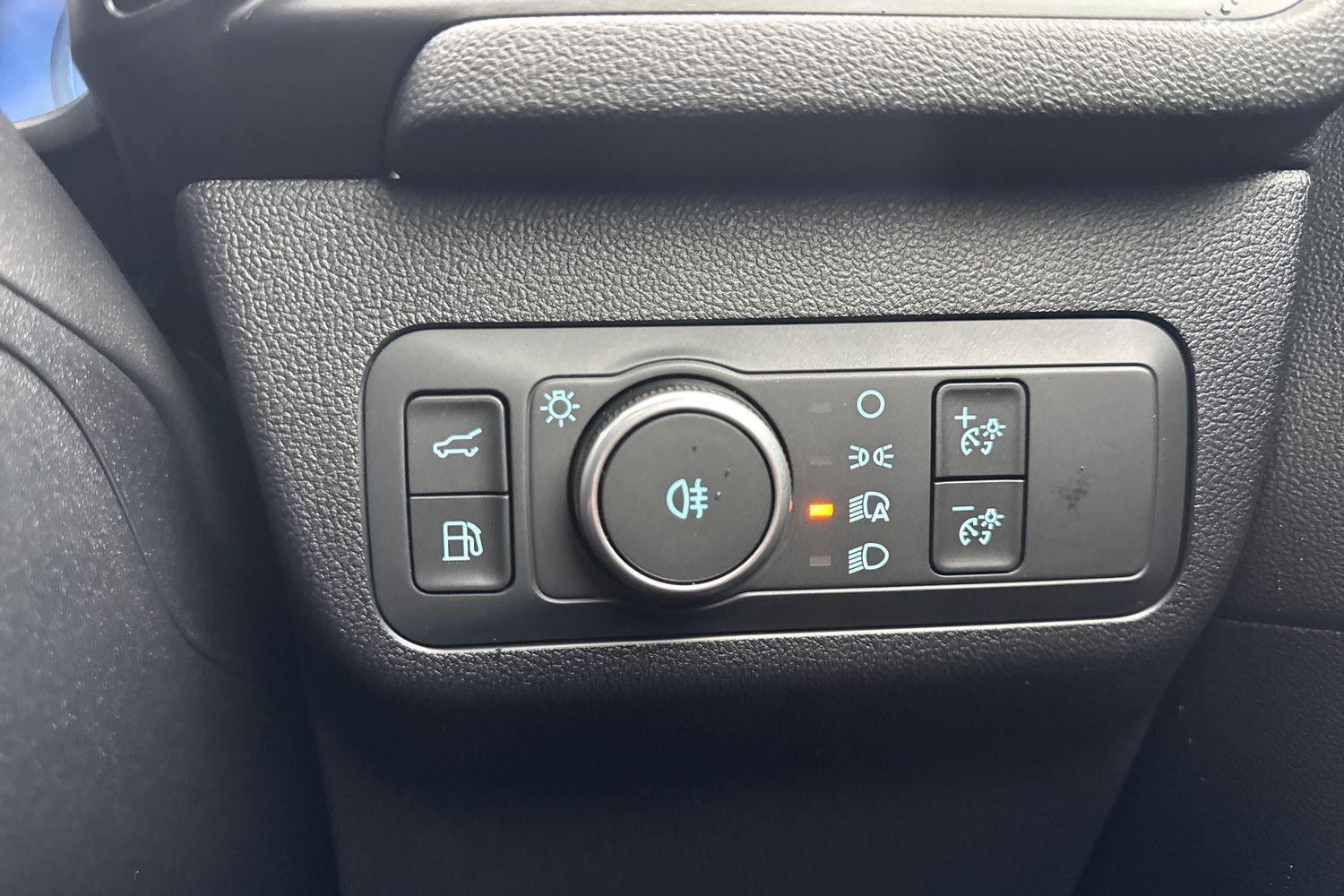 Ford KUGA Photo 31