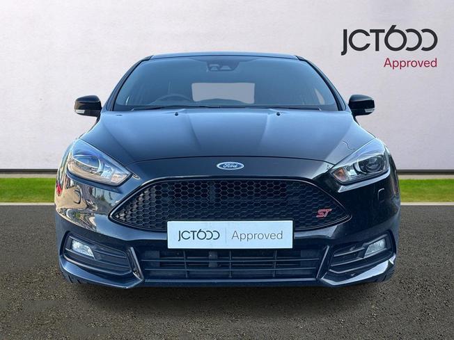 FORD Focus Photo 8