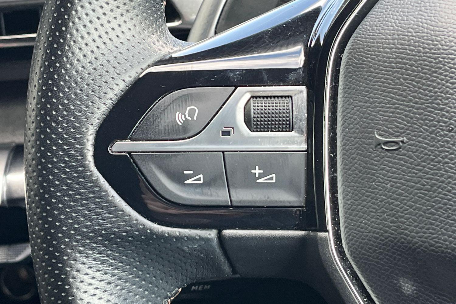 Peugeot 5008 Photo 28