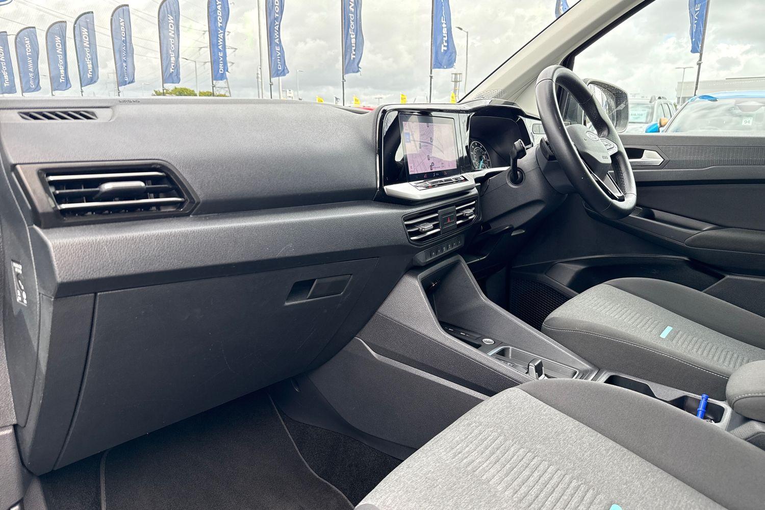 Ford Grand Tourneo Connect Photo 17