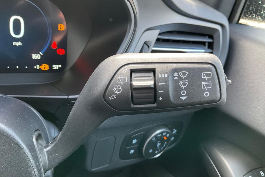 Ford FOCUS Photo autoimg-ede49e7210f98c6c3f63396afc1c22429f58f0de.jpg