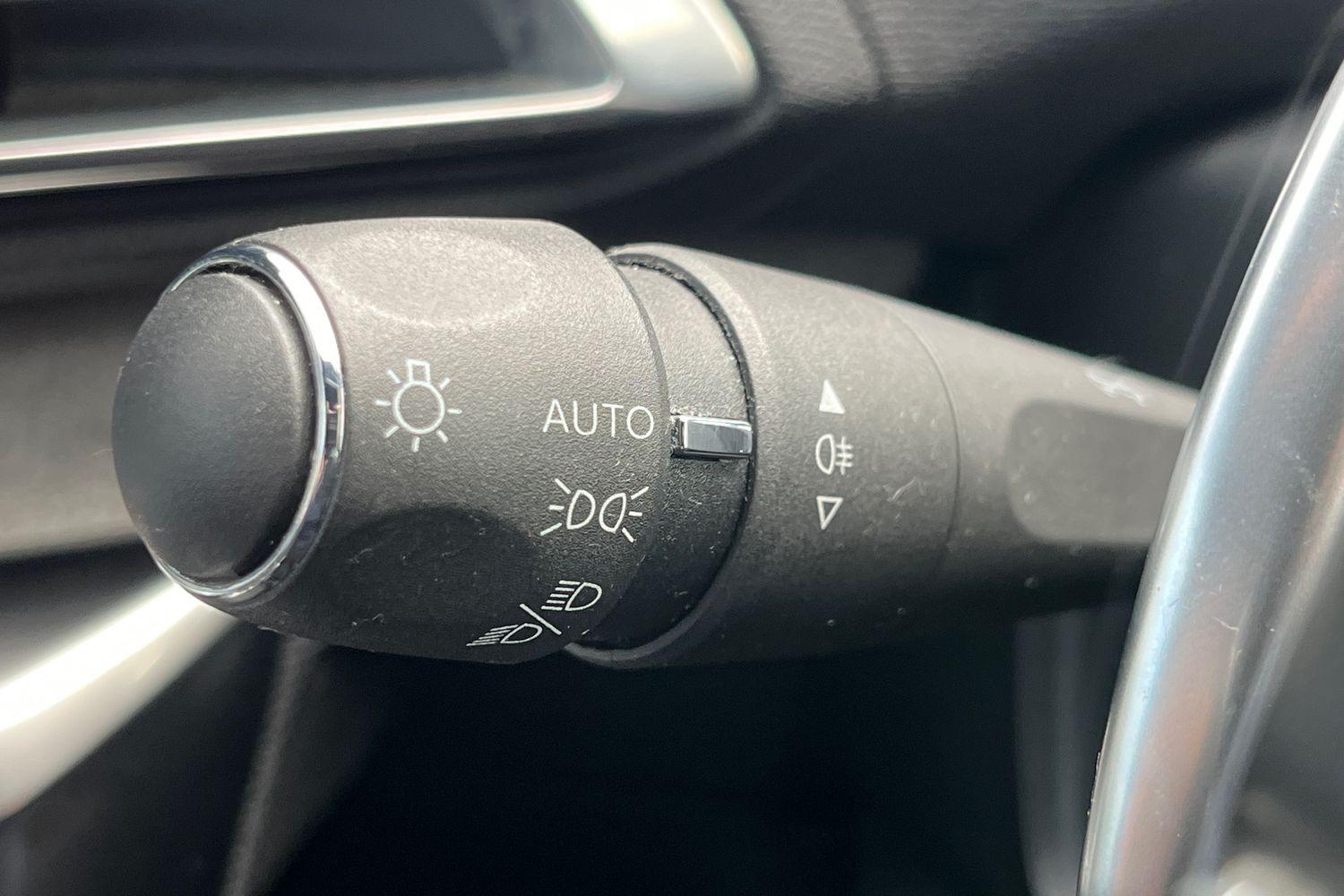 Peugeot 5008 Photo 13