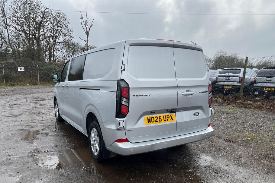 Used Ford TRANSIT CUSTOM WO25UPX 15
