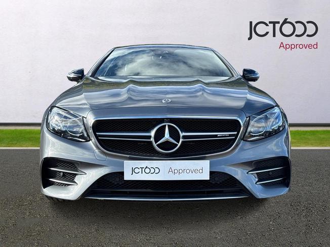 MERCEDES-BENZ E Class Photo 8