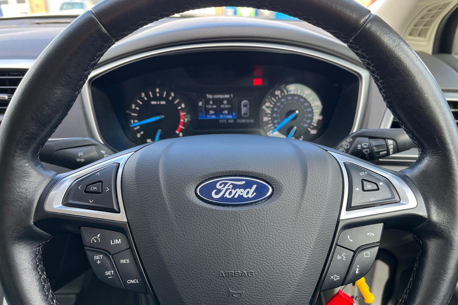 Ford MONDEO Photo 11