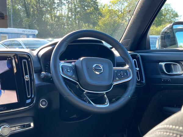 Volvo XC40 Photo autoimg-edf2b5db23b5c9920cc7d69605eec30fee144b97.jpg