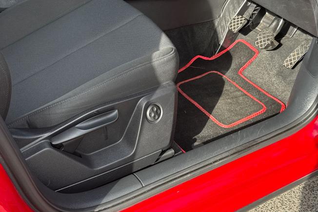Audi Q2 Photo 31