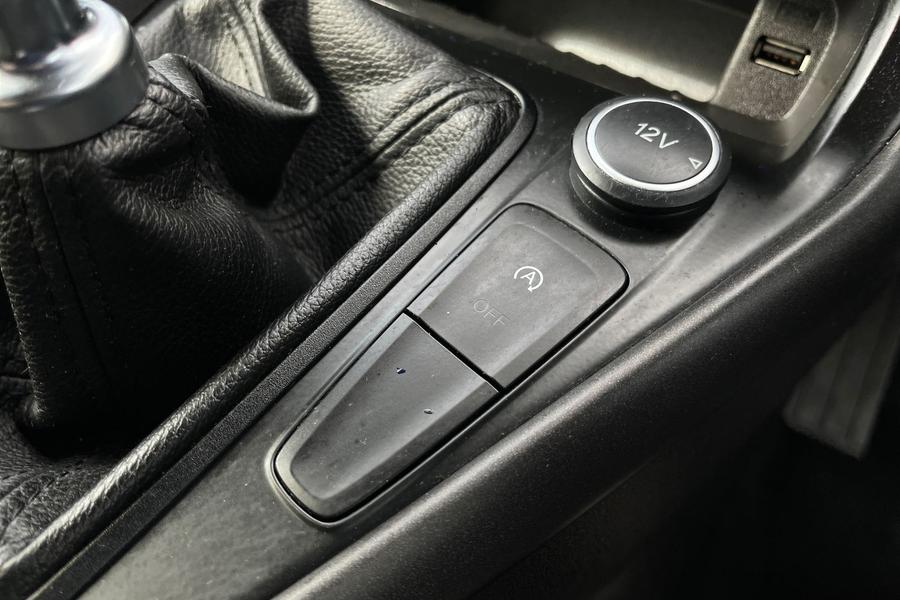 Ford FOCUS Photo autoimg-edfb3a878562bd0d045595068e81ea43a2923f4a.jpg