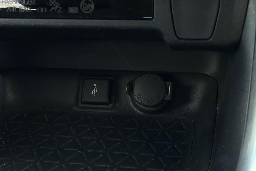 Toyota RAV4 Photo autoimg-edfc047acdaade26b1c054d8b7a82b5fe45602cc.jpg