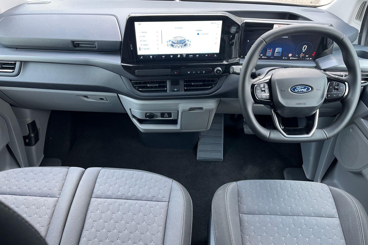 Ford TOURNEO CUSTOM Photo 7