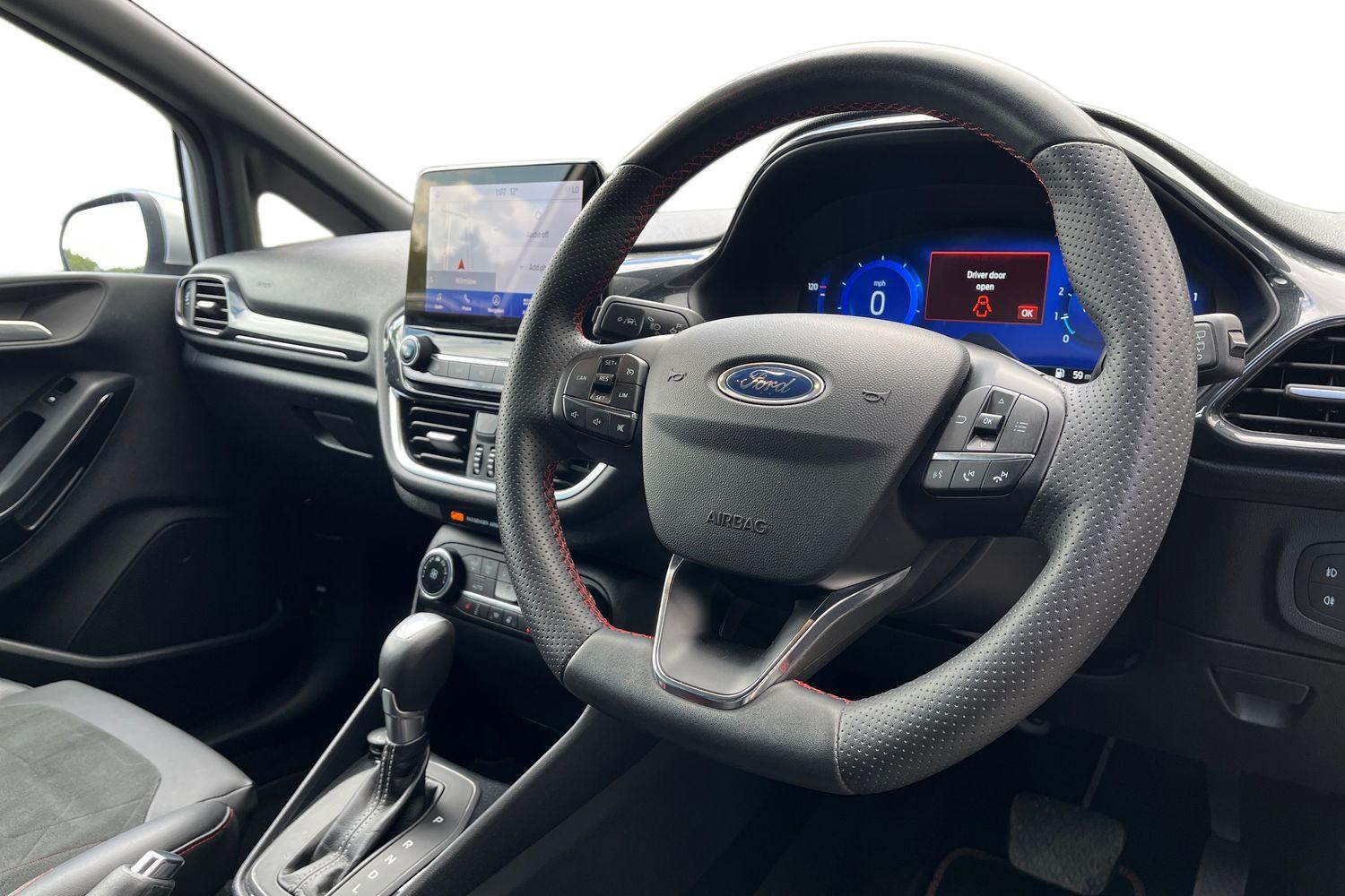 Ford Fiesta Photo 8