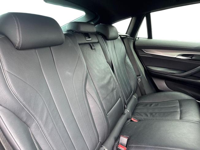 BMW X6 Photo 9
