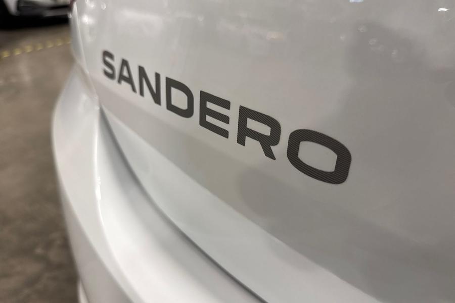 Dacia Sandero Photo autoimg-ee09606a5334615ed14d7c6297a38d4b2ec6d36a.jpg