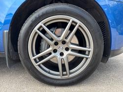 PORSCHE Macan Photo 5