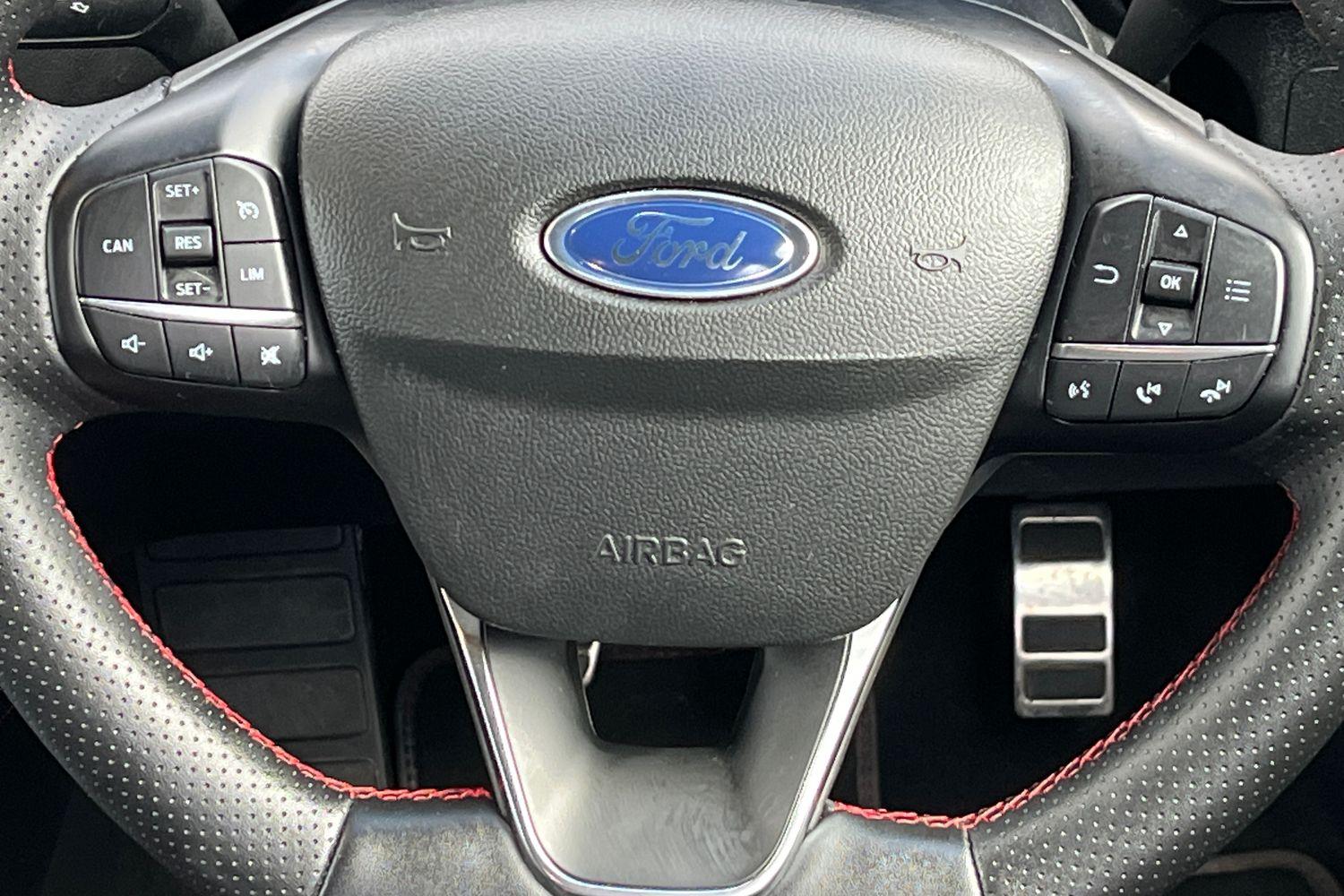 Ford FOCUS Photo 11