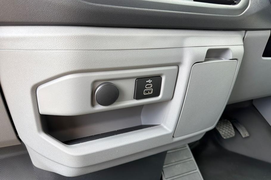 Used Ford E-TRANSIT CUSTOM WO75BXX 26