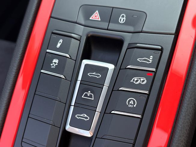 PORSCHE 911 Photo 53