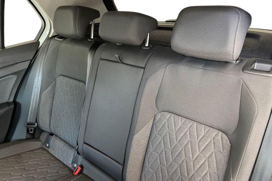 Volkswagen Golf Photo autoimg-ee0f2cd0ffe879f8290a555b3b0892e41fcd0f02.jpg