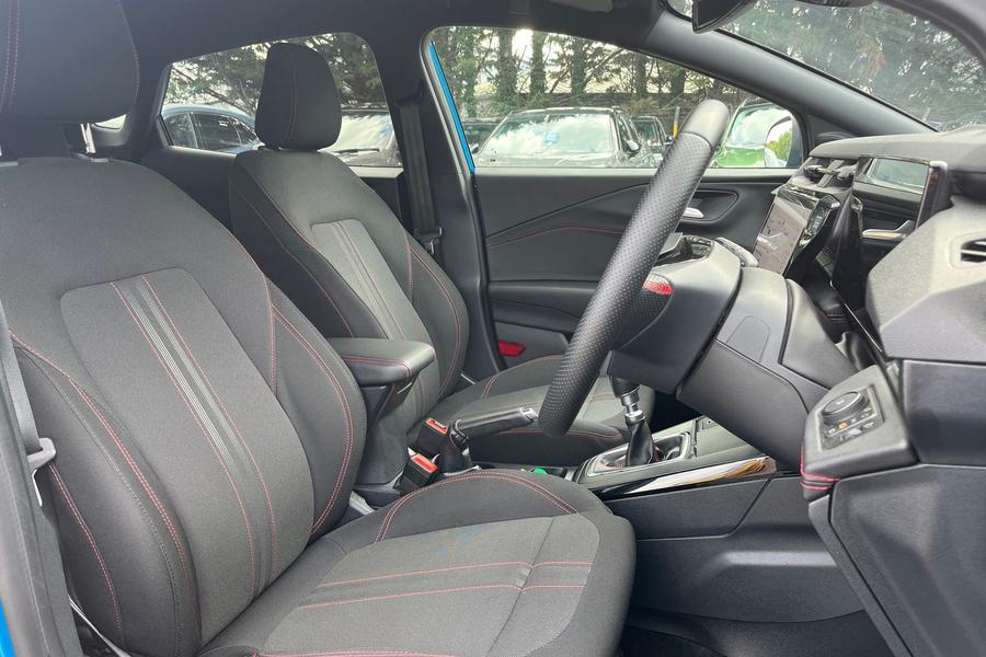 Ford PUMA Photo autoimg-ee10e5fc04f24d0ecb96fd09f4ac84a155d32518.jpg