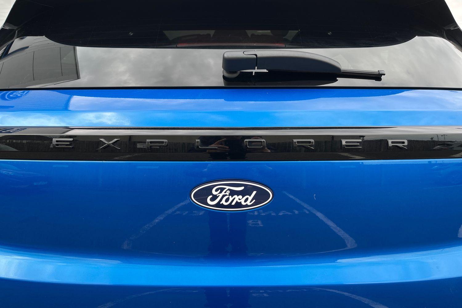 Ford Explorer Photo 39