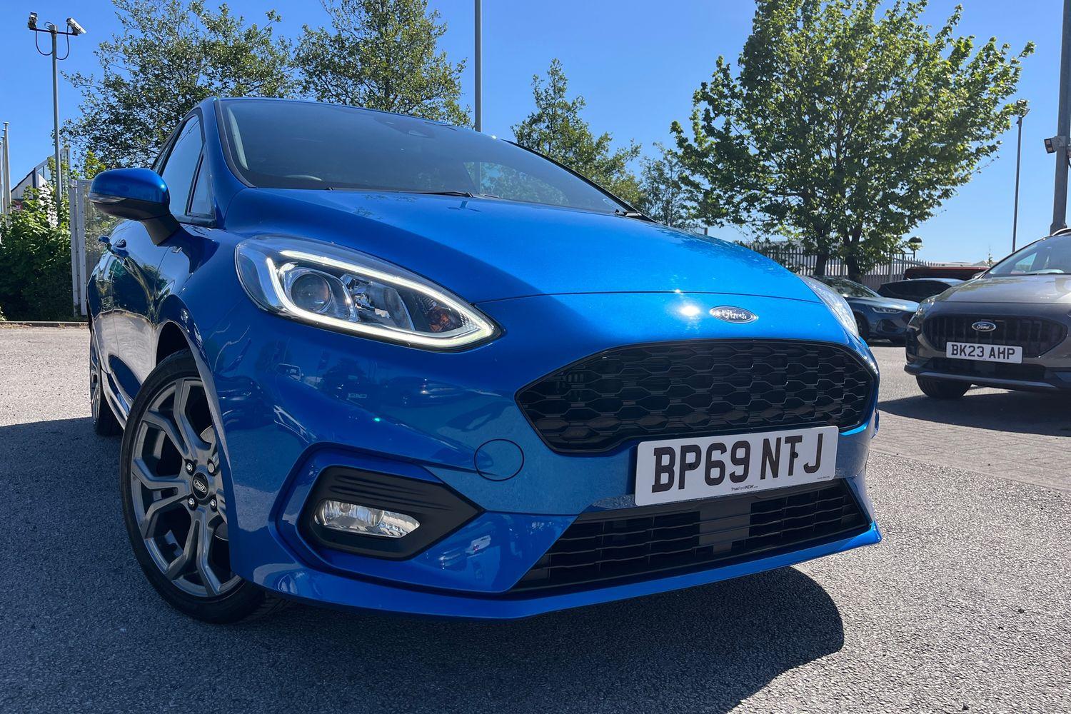 Ford FIESTA Photo 36