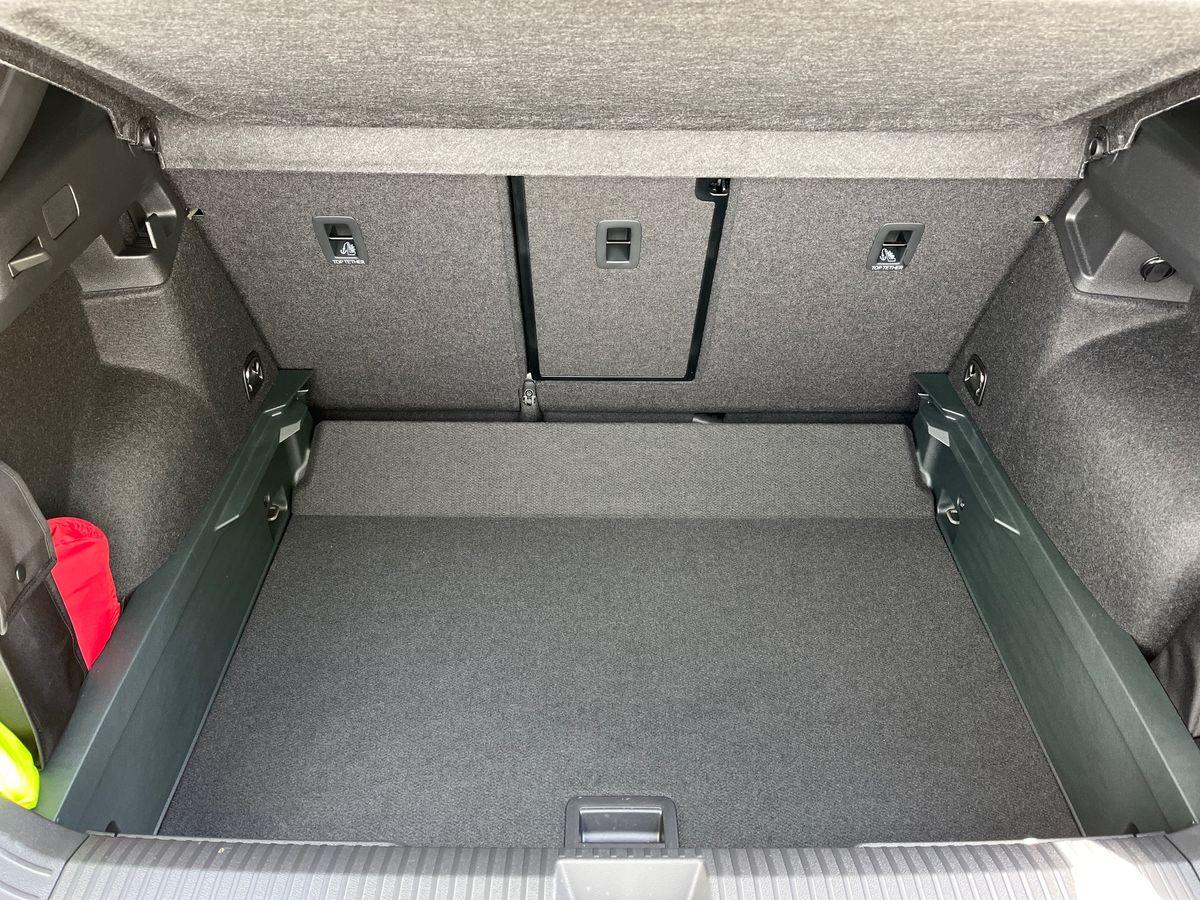 Volkswagen T-Roc Photo autoimg-ee17bf3e41c53dbb4ef7256326d0adce646ff4af.jpg