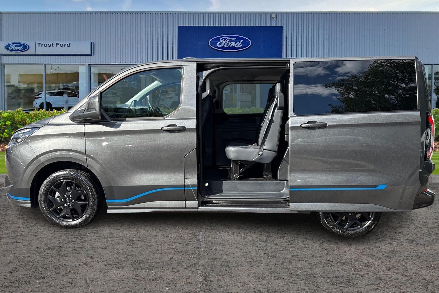 Ford TRANSIT CUSTOM Photo 4
