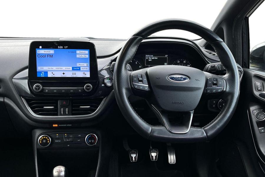Ford FIESTA Photo autoimg-ee1d4091509b0c7d9f33d8b30b7e973154acc57c.jpg