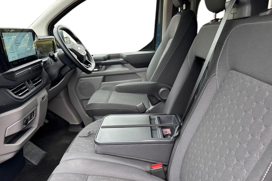 Ford TRANSIT CUSTOM Photo autoimg-ee1d491d5e6e3e2d610b231af6fa8c865c1483dd.jpg